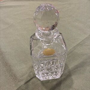 Atlantis Crystal square cut Elegant Decanter with faceted stopper